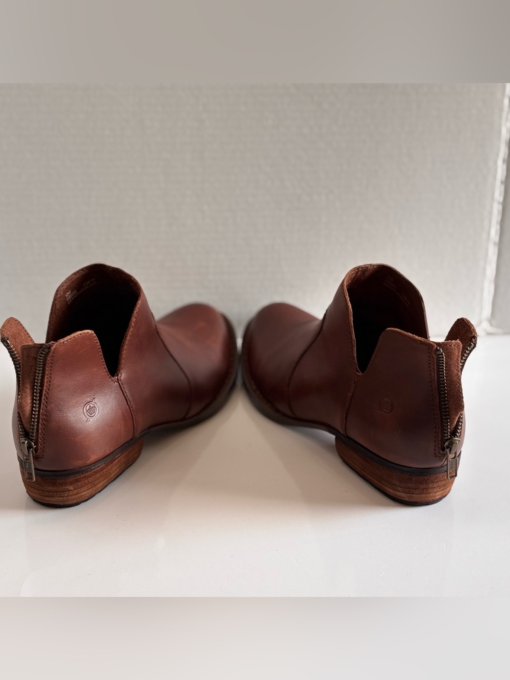 Born Kerri Ankle Booties Women's Sz 10M Brown Leather Comfort Back Zip Round Toe - Picture 12 of 15